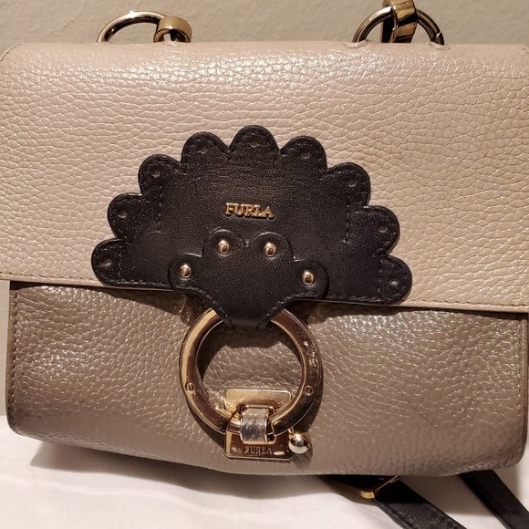 Furla Scoop Reversible Crossbody Purse - Picture 8 of 9